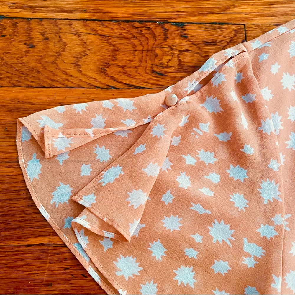 Madewell Ruched-Waist Flutter Sleeve Mini Dress in Star Shower Pale Peach Size 2 - Picture 10 of 14